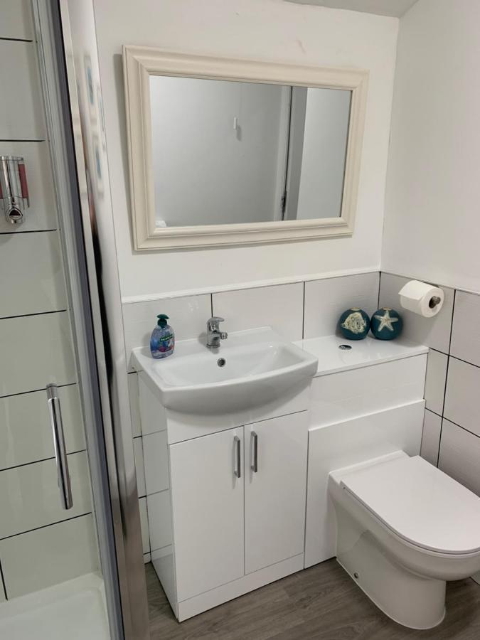 Platform Avenues Apartment 2 With Free Street Parking Kingston upon Hull Εξωτερικό φωτογραφία